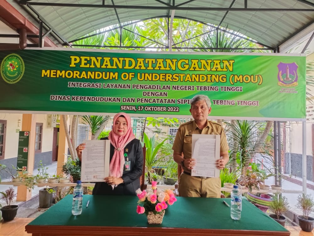 Penandatanganan Memorandum of Understanding (MoU) Integrasi Layanan Pengadilan Negeri Tebing Tinggi dengan Dinas Kependudukan dan Pencatatan Sipil Kota Tebing Tinggi 