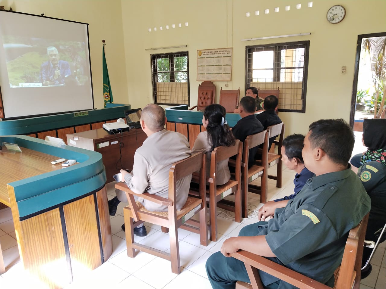 PN Tbt - Nonton Bareng Live Streaming “Peluncuran SIPP Tingkat Banding Versi 3.2.0” di PN Tebing Tinggi PN Tbt - Nonton Bareng Live Streaming “Peluncuran SIPP Tingkat Banding Versi 3.2.0” di PN Tebing Tinggi