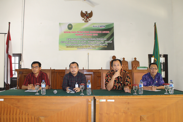 Sosialisasi PERMA No.3 Tahun 2018 tentang Penerapan Administrasi Perkara Pengadilan secara Elektronik (e-court) kepada Pengguna/Advokat