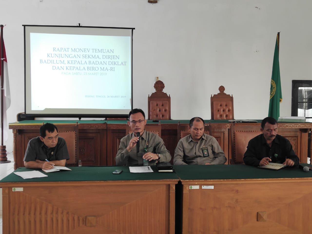 Rapat Monev Temuan Kunjungan Sekma, Dirjen Badilum, Kepala Badan Diklat dan Kepala Biro MA-RI Rapat Monev Temuan Kunjungan Sekma, Dirjen Badilum, Kepala Badan Diklat dan Kepala Biro MA-RI