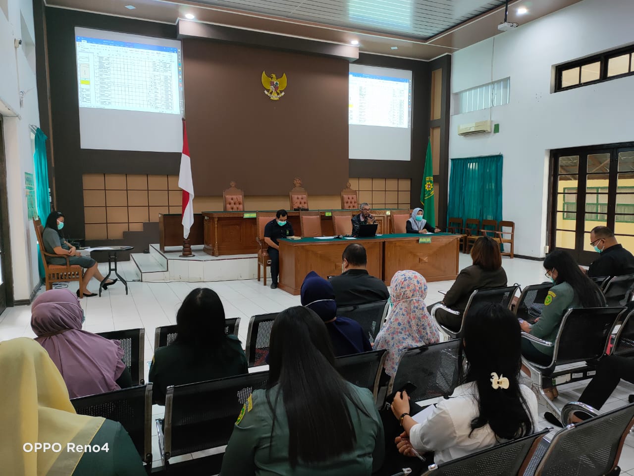 Rapat Sosialisasi Pemberlakuan Perubahan Standar Operasional Prosedur (SOP) Pelayanan Terpadu Satu Pintu (PTSP) Pengadilan Negeri Tebing Tinggi