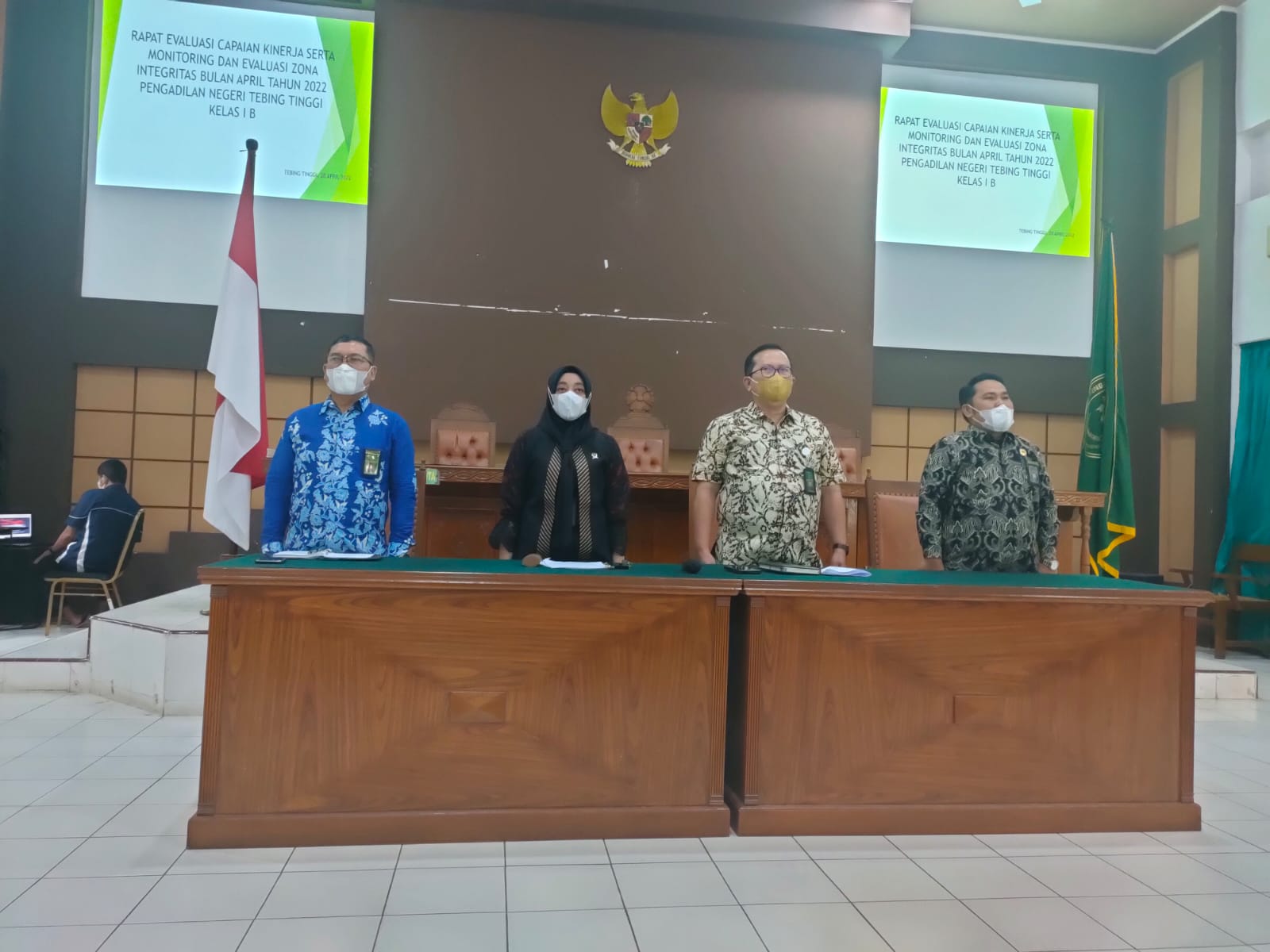 Rapat Evaluasi dan Capaian Kinerja Serta Monitoring Dan Evaluasi Zona Integritas Bulan April Tahun 2022 Pengadilan Negeri Tebing Tinggi 