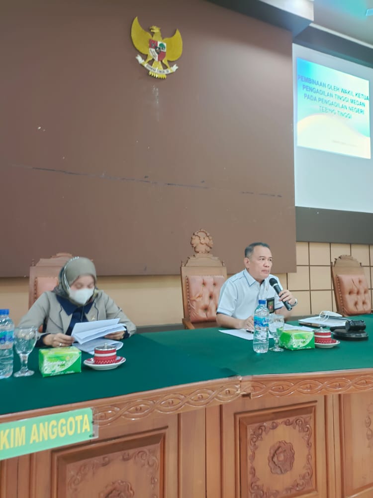 Pembinaan Bapak Wakil Ketua Pengadilan Tinggi Medan pada Pengadilan Negeri Tebing Tinggi Pembinaan Bapak Wakil Ketua Pengadilan Tinggi Medan pada Pengadilan Negeri Tebing Tinggi